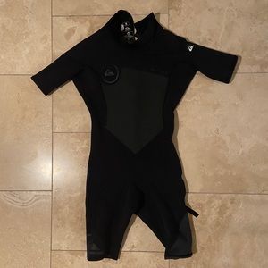 Quiksilver 2mm spring suit wetsuit